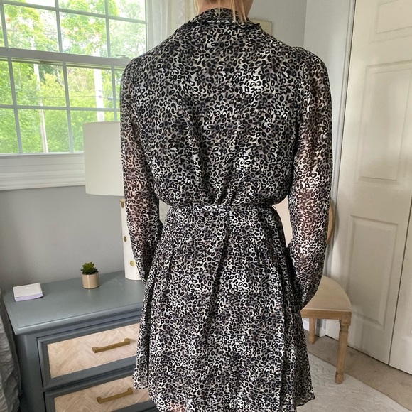 SALONI a-line long sleeve animal print ruffle mock neck dress with waist tie - Picture 5 of 8